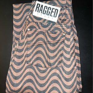 The Ragged Priest Women's Jeans size 26 , brand new never worn. Black and brown.